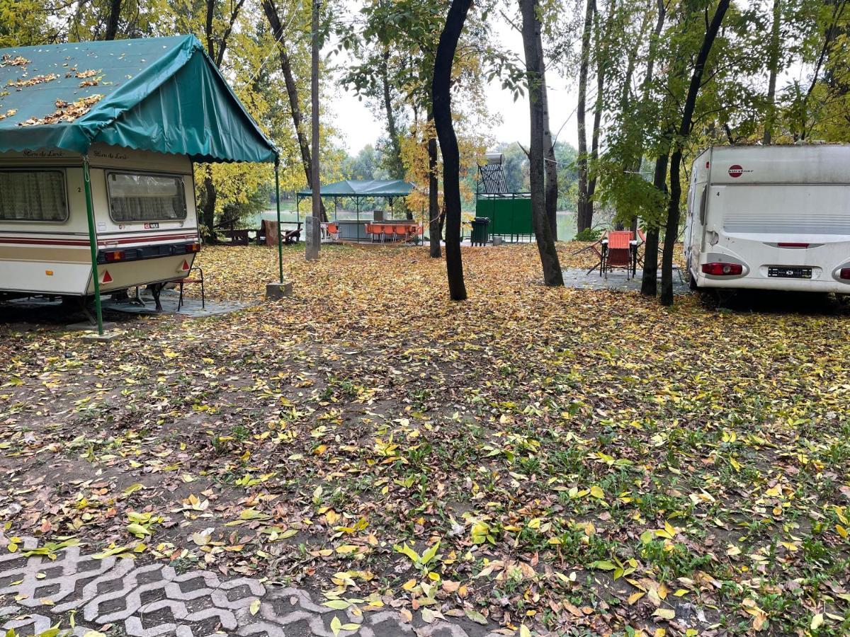 Tisza-Beach Wild Camping 5 Сегед Екстер'єр фото