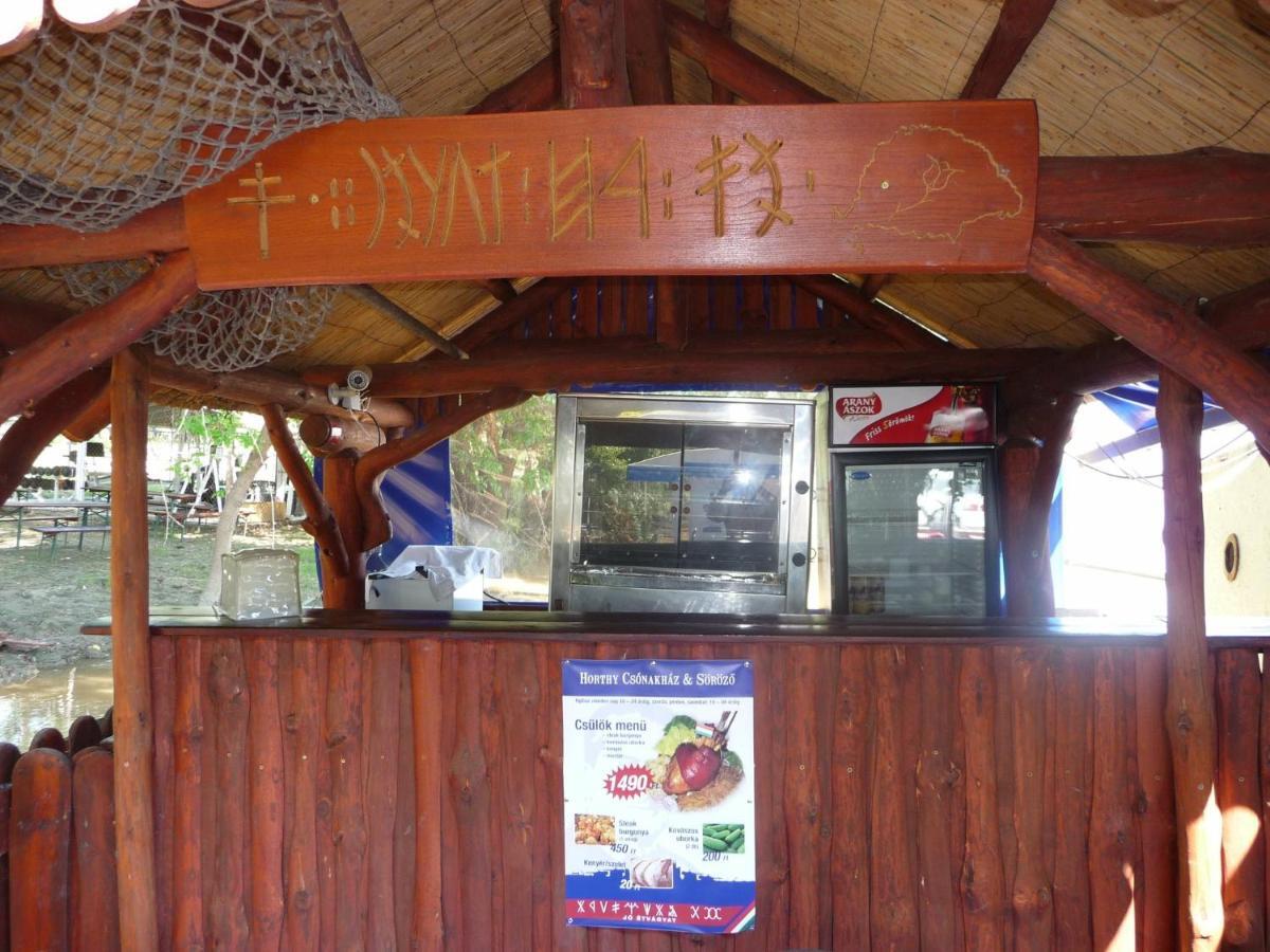 Tisza-Beach Wild Camping 5 Сегед Екстер'єр фото